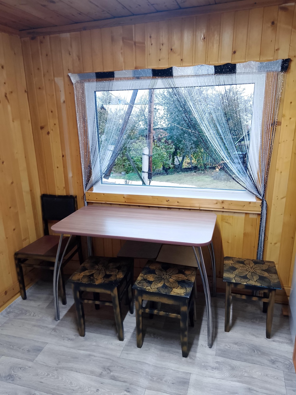 Сдам посуточно теплый и кирпичный дом