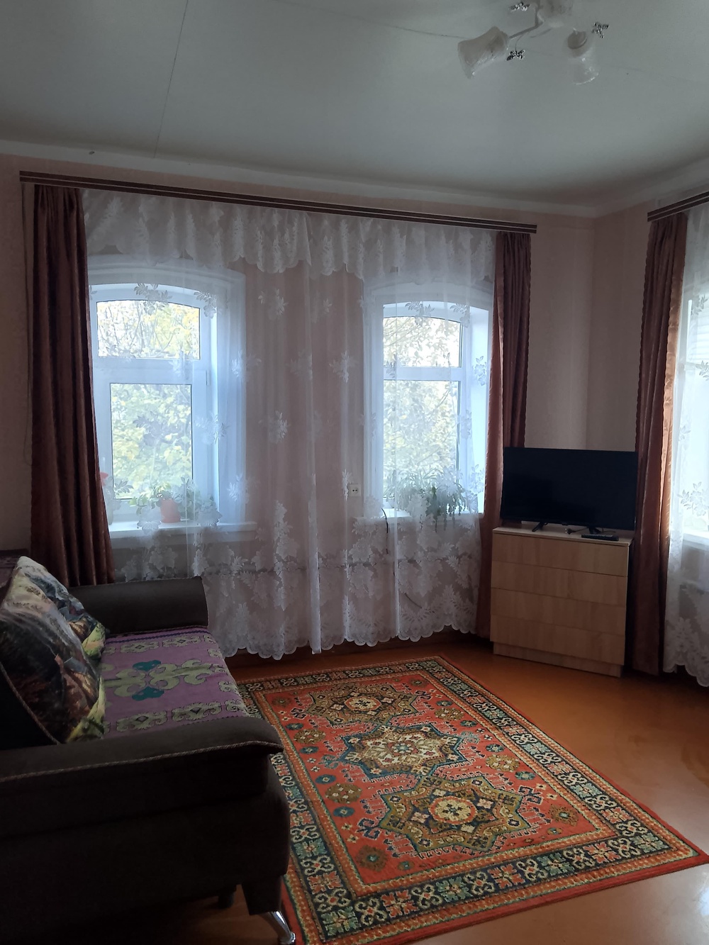 Сдам посуточно теплый и кирпичный дом